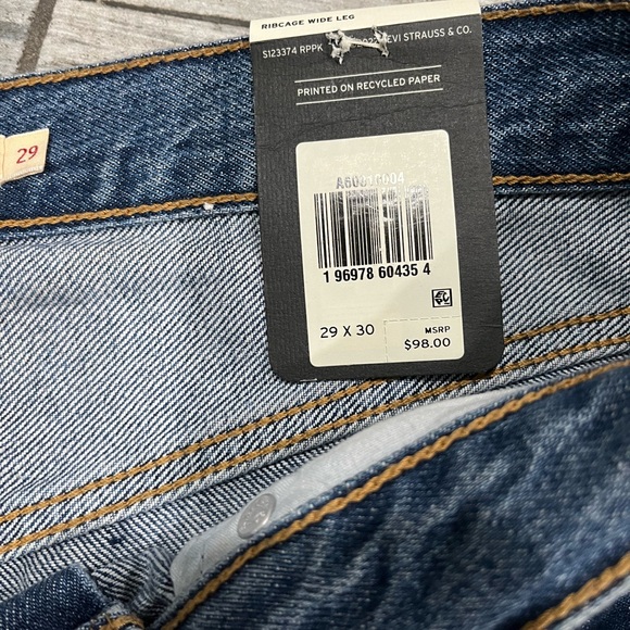 Levi's Blue Denim Jeans - Picture 6 of 10